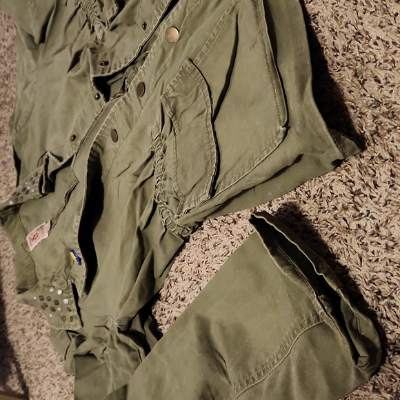 Army Jacket - Picture 4 of 7